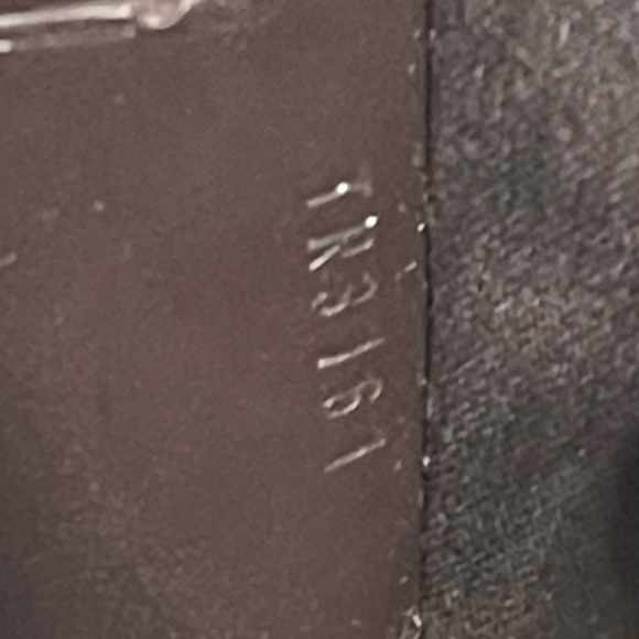 Louis Vuitton Vernis Monogram Rossmore Leather Shoulder Bag - Picture 8 of 8